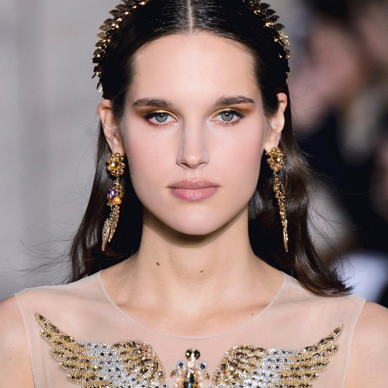 Pincha en la imagen para descubrir otras 9 bases de maquillaje invisibles y con efecto muy natural.