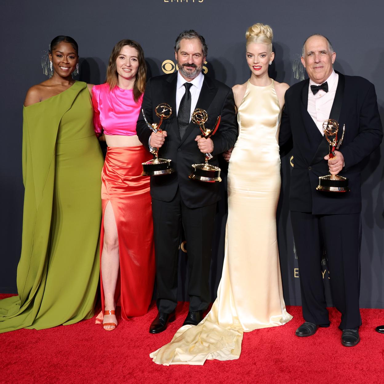 Del drama a la comedia, de Gambito de dama a Mare of Easttown, aquí tienes el listado completo de las series ganadoras de los Emmy 2021