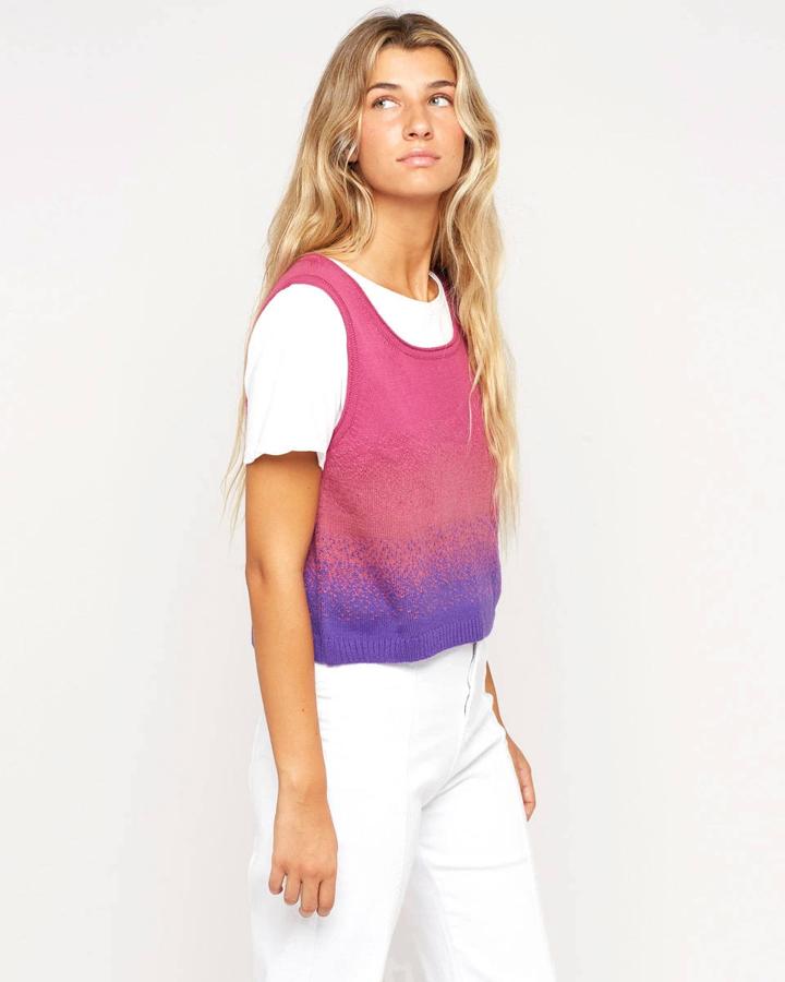 El más original nos lo trae la marca española Renatta&Go. Tiene un diseño degradado y está disponible en tres colores (morado, azul petróleo y verde). Puedes comprarlo por 25,95 €.