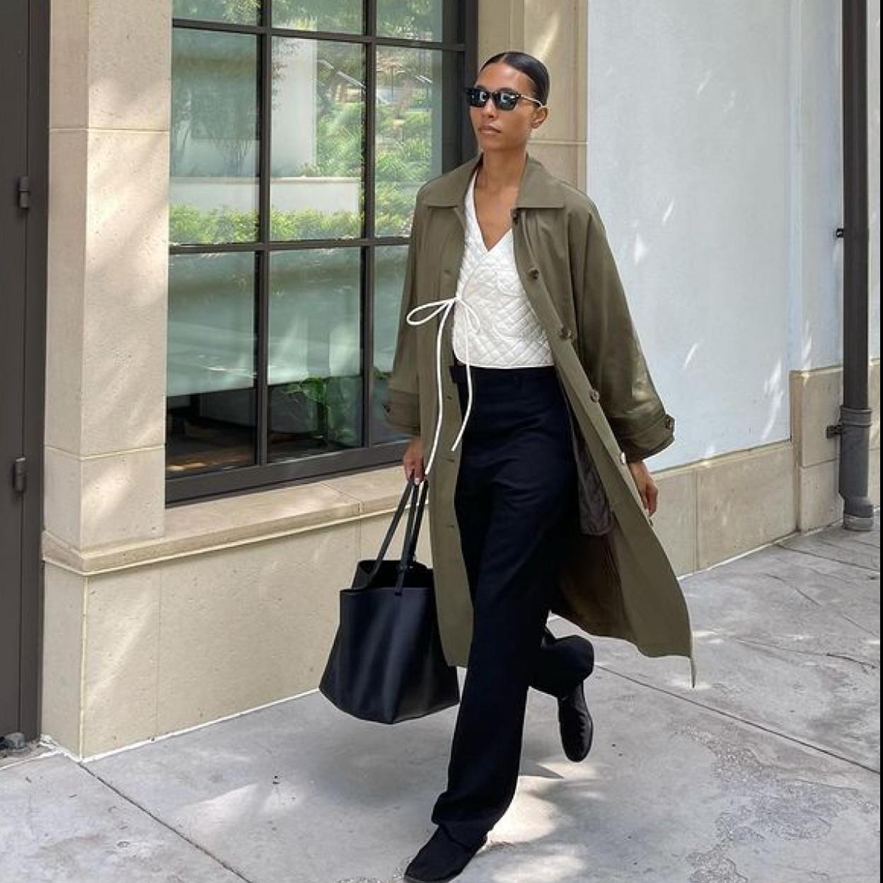 Pincha en la imagen para ver los básicos que no pueden faltar en tu armario de otoño para vestir con mucho estilo si tienes más de 50 años.