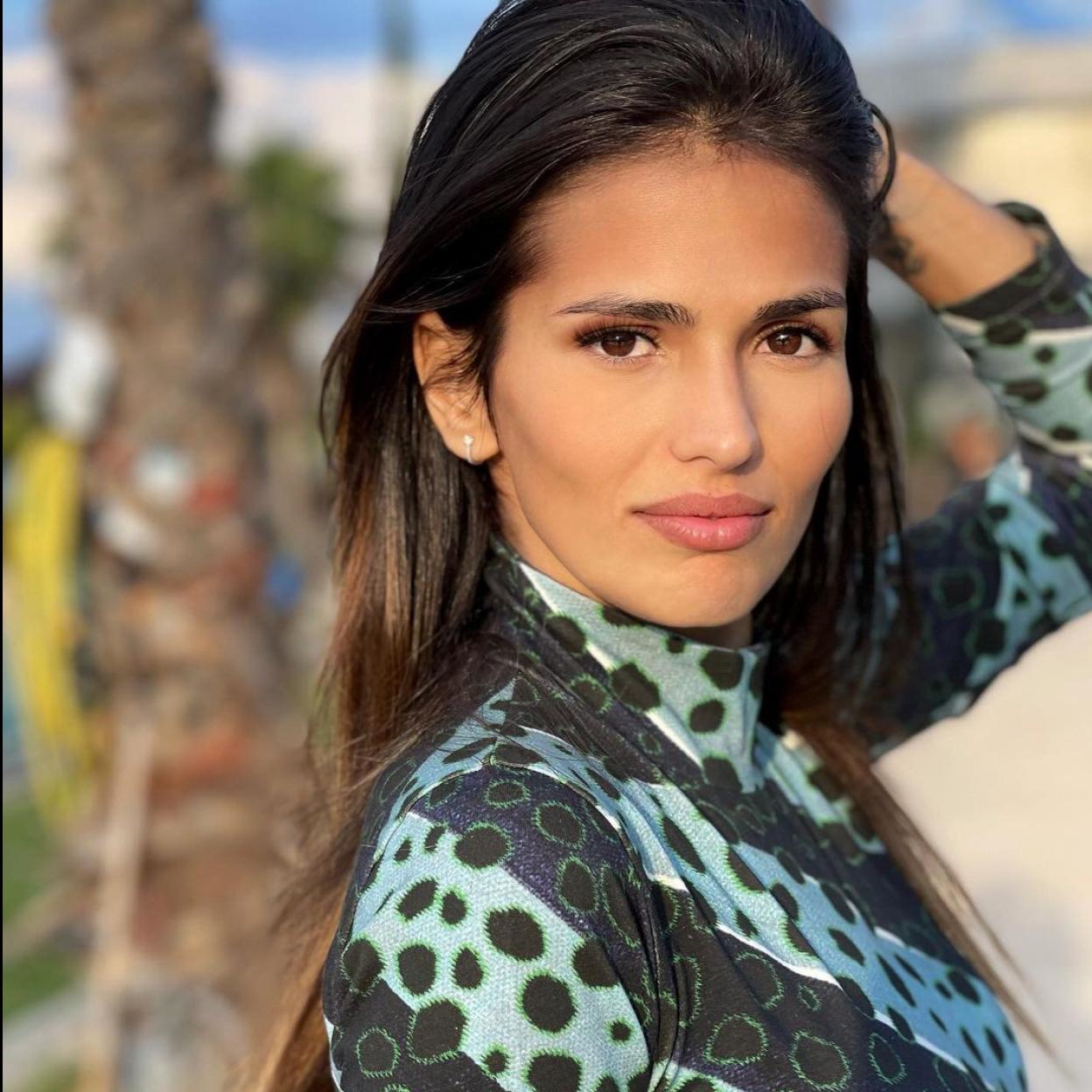 Pincha en la imagen para ver los seis cortes de pelo con flequillo (uno para cada tipo de pelo) que demuestran que es el cambio de look más rejuvenecedor. 