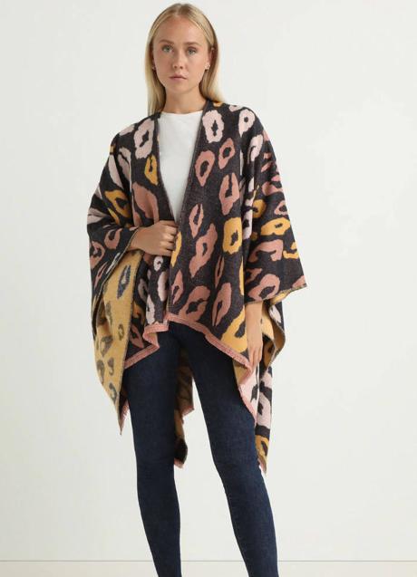 Imagen - El modelo de color marrón tiene un estampado animal