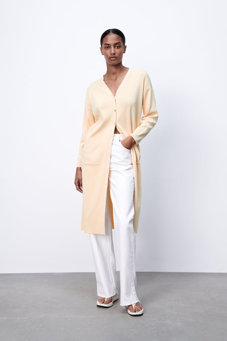 Rebeca XL sin solapas, de Zara (39,95 €).