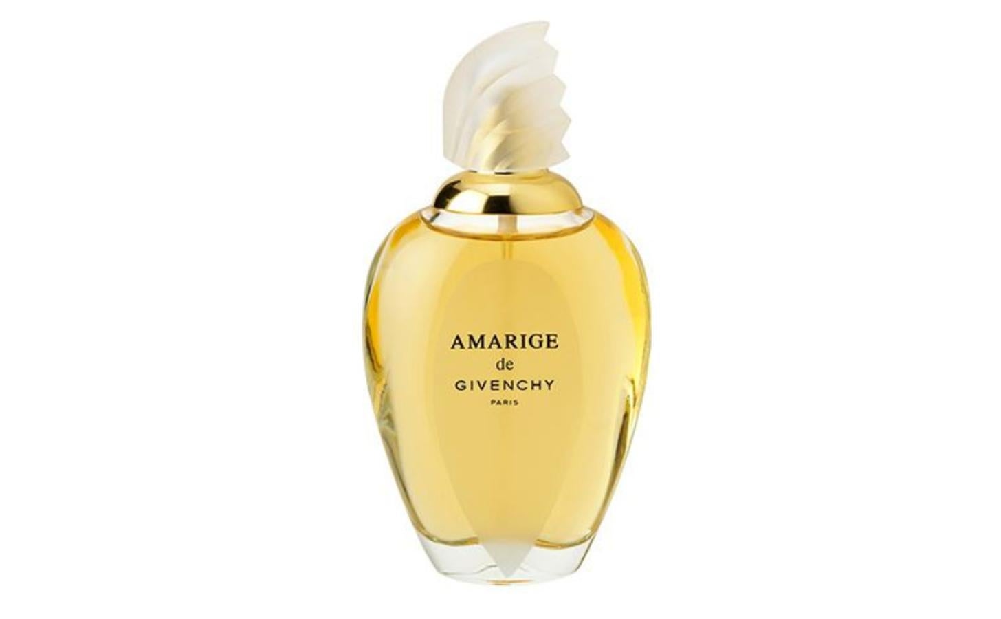Amarige es un Eau de Toilette floral, generoso y radiante que crea una feminidad resplandeciente. Femenino, Etéreo, Precioso. Amarige encarna el corazón de la feminidad con notas suaves y dulces que se revelan verdaderamente radiantes. La mujer Amarige es radiante y espontánea, con una sonrisa encantadora que refleja su placer por la vida (29,99 euros en Douglas).