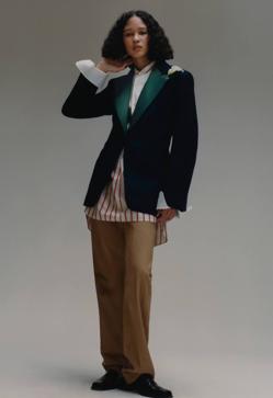 Imagen secundaria 2 - Christy Turlington, imagen de HommeGirls; colección otoño/invierno 21 de Carlota Barrera; y look de Wales Bonner. 