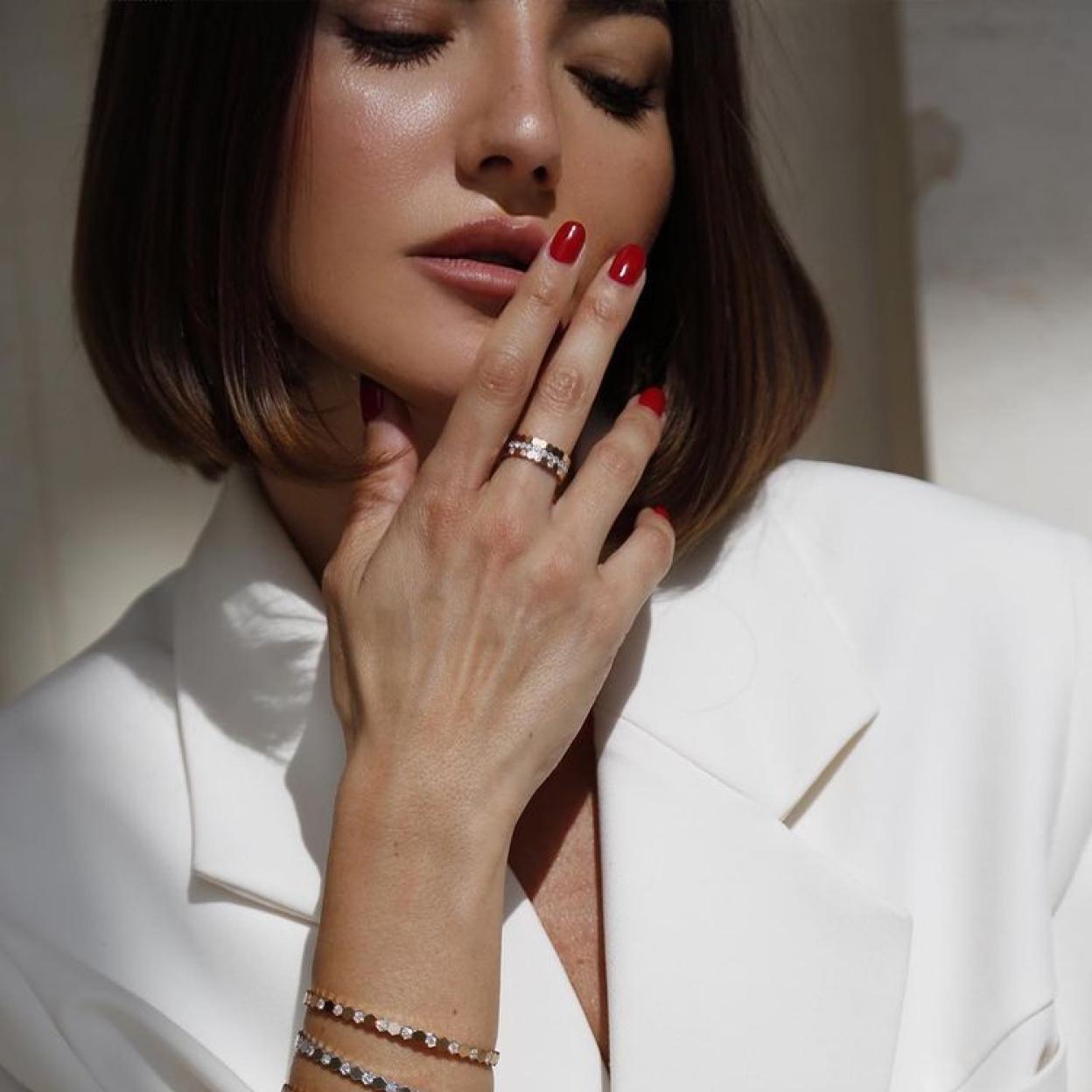 Pincha en la imagen para ver 12 cremas de manos que acaban con la resequedad e irritación de la piel.