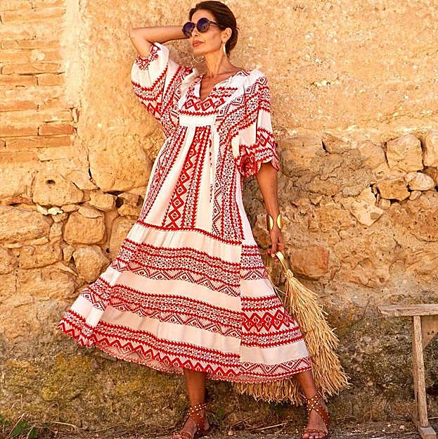 Imagen principal - Pilar de Arce, España., 263.000 seguidores. Reina Jaz, Reino Unido, 116.000 seguidores. Carmen Gimeno, España, 188.000 seguidores.