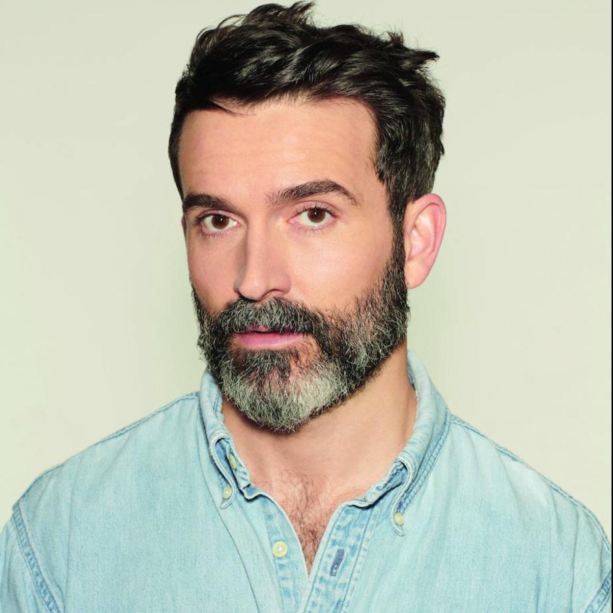 Daniel Rosberry, director artístico de Schiaparelli : «A veces la industria de la moda puede ser una gran farsante»