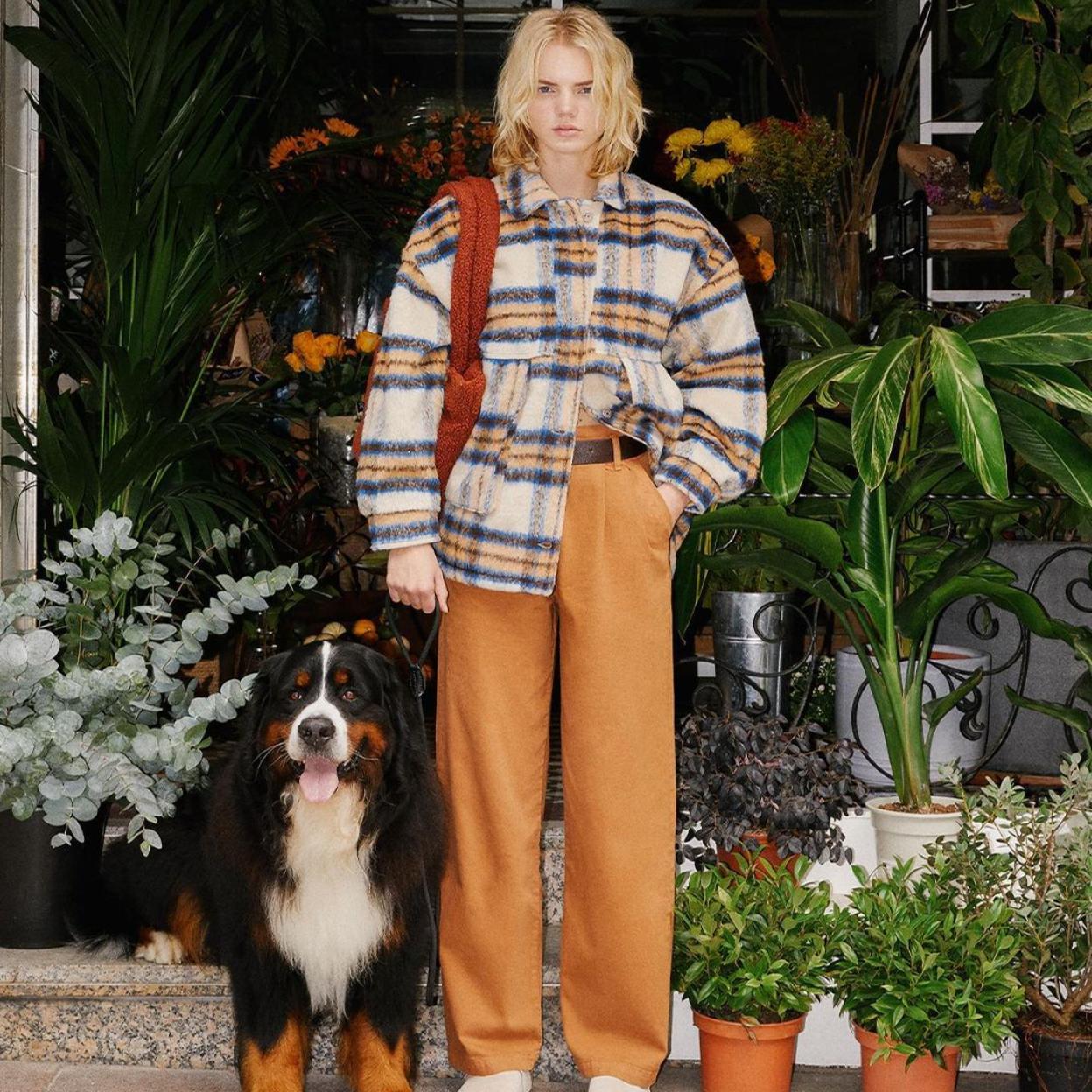 Tus looks casual no serán lo mismo cuando veas (y te enamores) de los pantalones de la última colección de Pull&Bear