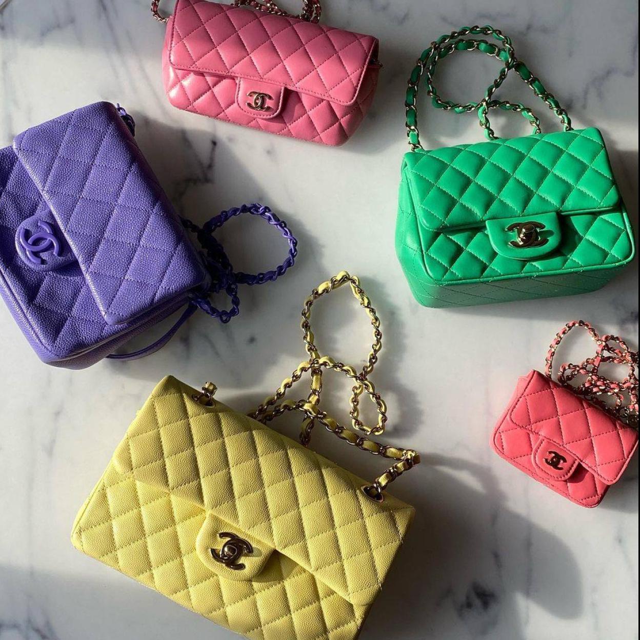 Pincha en la imagen para ver Los bolsos acolchados de Mango y Zara que van a hacer que todas tus amigas quieran copiar tus looks