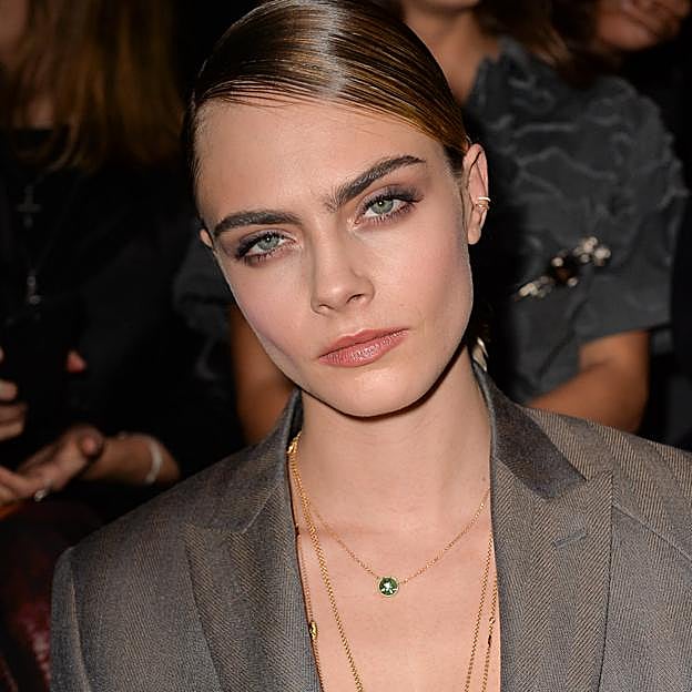 Qué es la psoriasis y cómo se detecta (más tres firmas de belleza aprobadas por dermatólogos para este tipo de pieles)