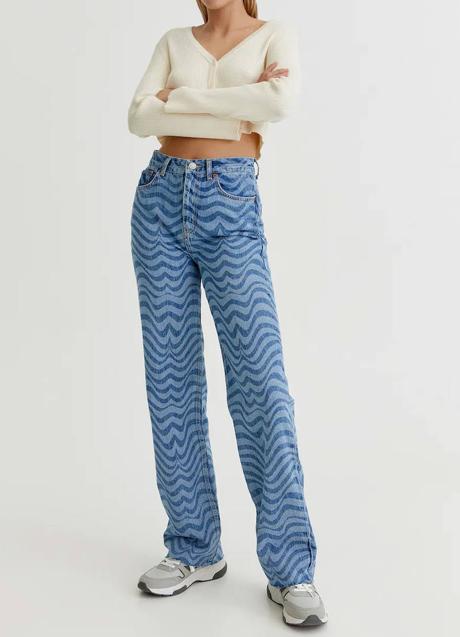 Imagen - Pull&Bear nos trae unos originales vaqueros de corte recto