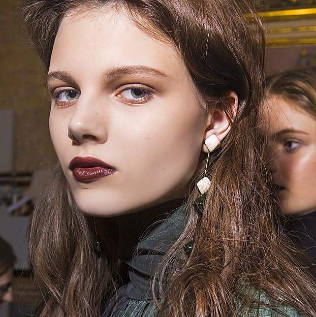 Suplemento de Omega 3, el potente antioxidante que rejuvenece y reafirma la piel desde dentro