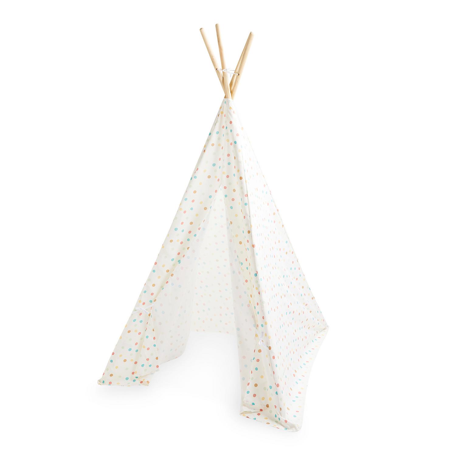 Para la habitación de los niños, nos encanta este tipi, donde pasarán horas y horas jugando. Precio: 30 euros.