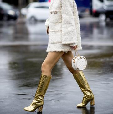 Imagen secundaria 1 - Las botas de Zara que son idénticas a las de Chanel y con las que subirás el nivel de tus looks más básicos