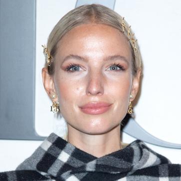 Imagen secundaria 1 - Los complementos para el pelo tendencia del low cost que harán que tus peinados sencillos parezcan de peluquería de lujo