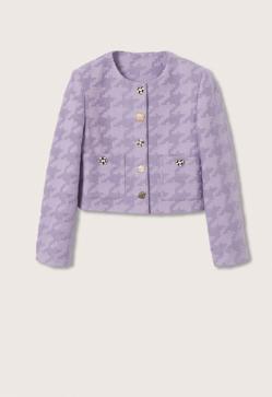 Imagen secundaria 2 - 1. Chaqueta verde con cuello desmontable de Uterqüe (159 euros). 2. Chaqueta de tweed con estampado de cuadros y botones joya de Mango (59,99 euros). 3. Chaqueta corta de color lila de Mango (59,99 euros) 