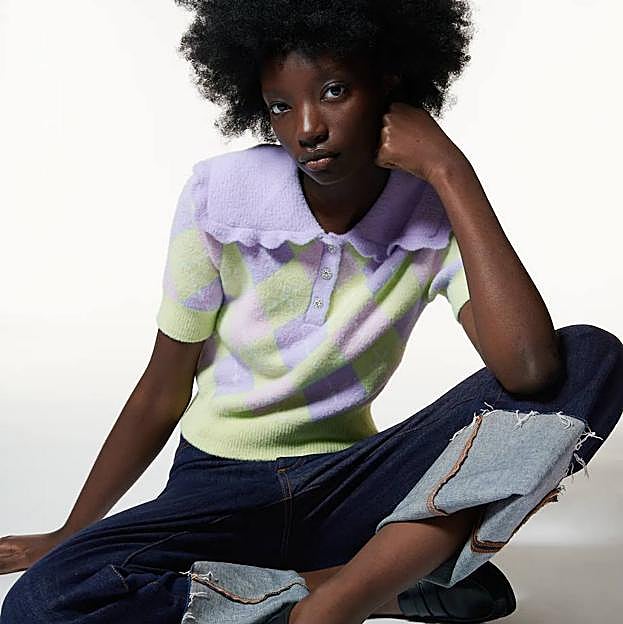 Imagen principal - Chalecos, jerséis, vestidos, cárdigans: las prendas de punto con rombos estilo retro que debes tener este otoño-invierno