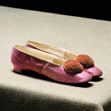 Imagen secundaria 1 - París vuelve a ser una fiesta: la capital recupera la arquitectura, el arte, la moda y el lujo