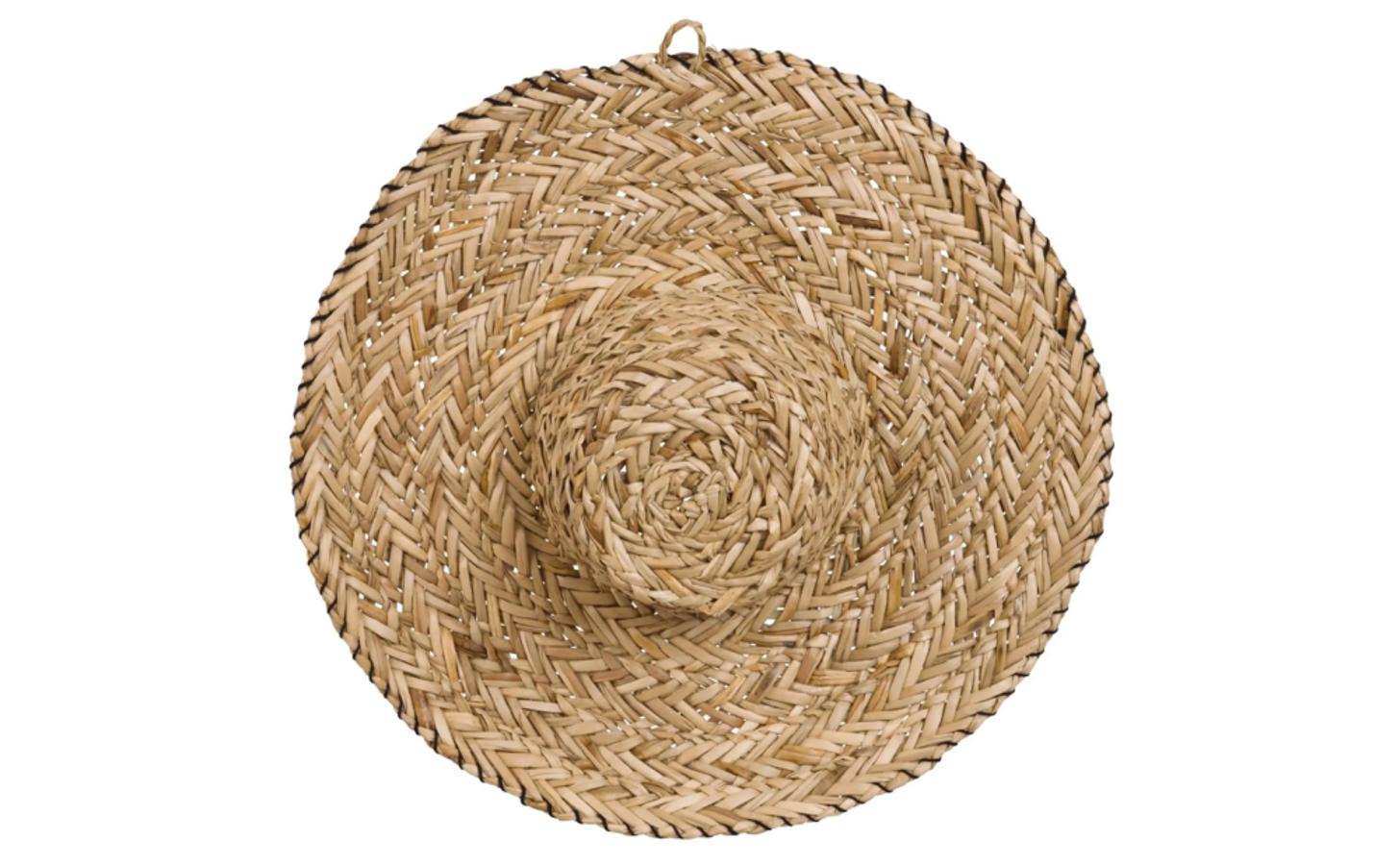 Tipo rústico. Medidas de 13x48 centímetros. 19,99 euros.