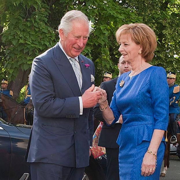 El príncipe Carlos y la princesa Margarita de Rumanía son amigos desde la infancia.