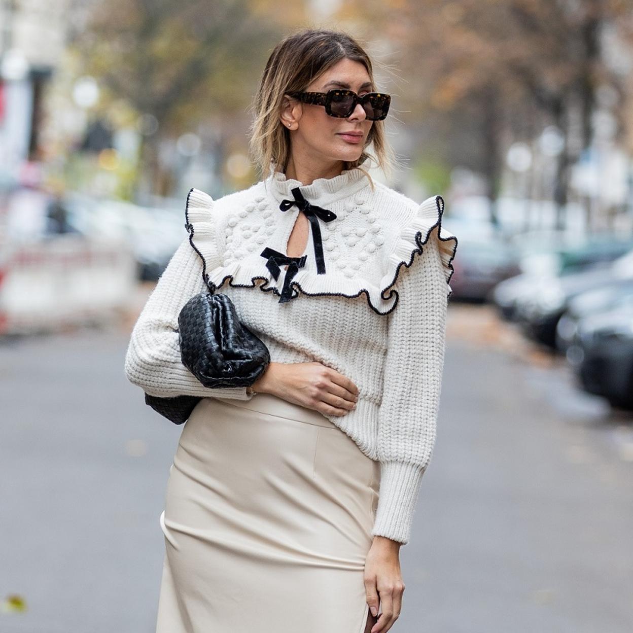 Pincha en la imagen para descubrir otros 8 jerséis de Sfera súper bonitos y originales para elevar todo tipo de looks a otro nivel.