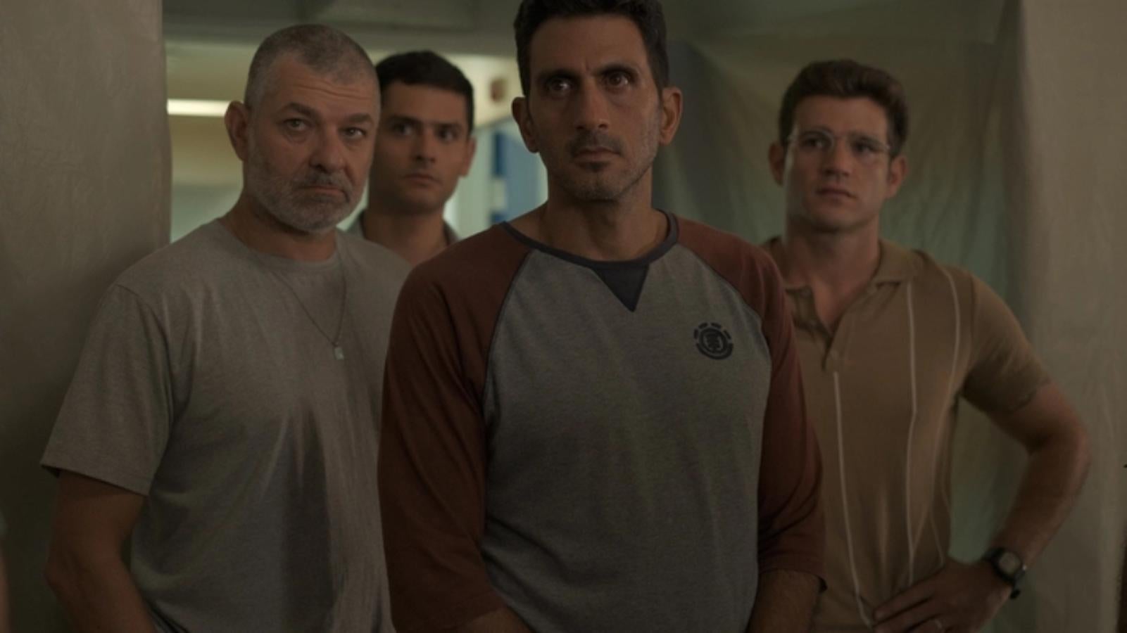 Drama policíaco de los creadores de 'Fauda'. Un relato de obsesión y sacrificio sobre un detective que deberá ampliar sus propios límites morales para dar caza a un peligroso criminal.