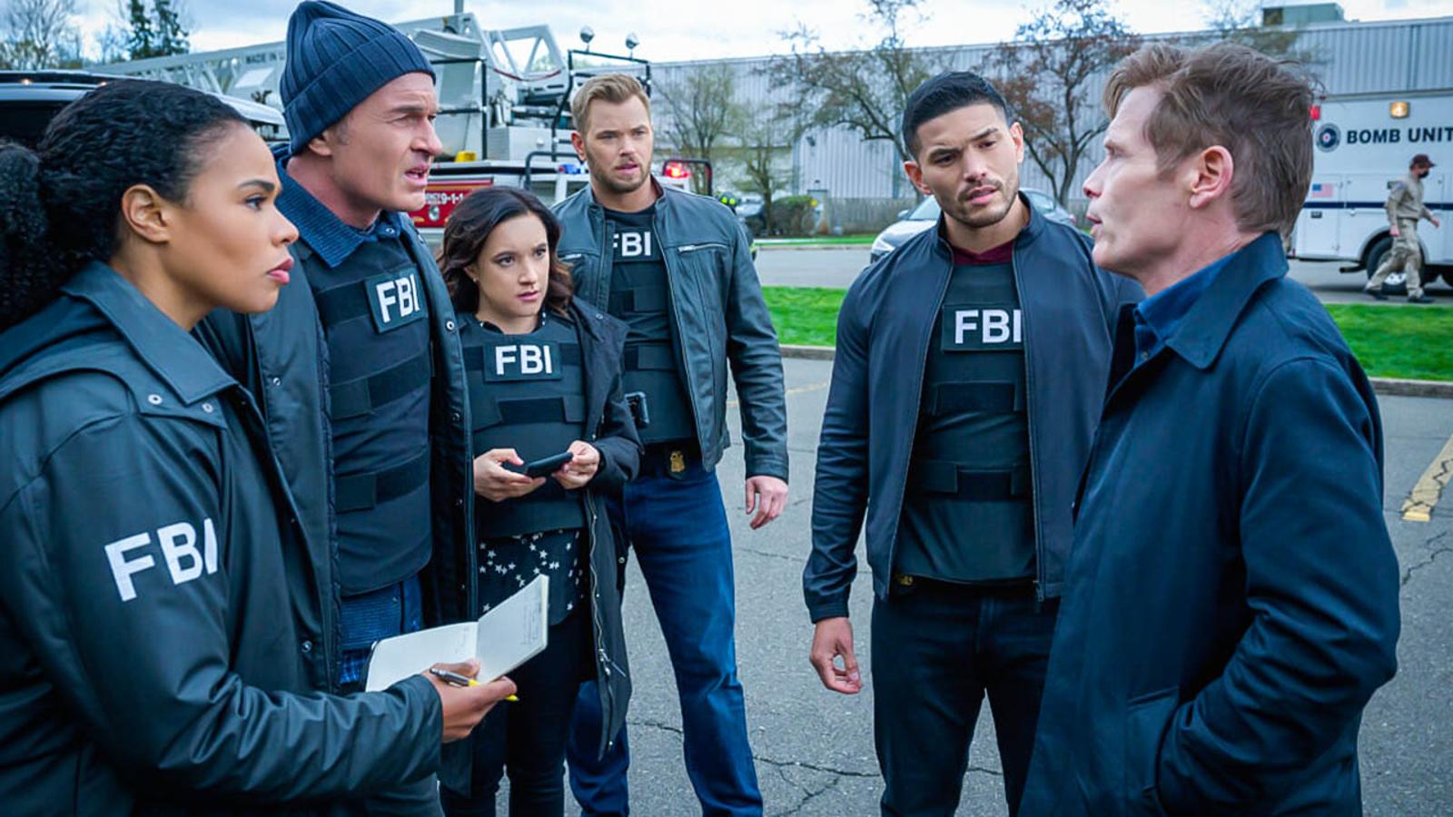 FBI: Most Wanted es el primer spin-off de FBI, un emocionante crossover que unió por primera vez a los tres programas, incluyendo la nueva escisión, FBI: International. 