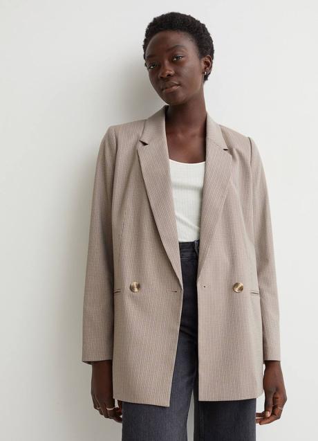 Imagen - La blazer de H&M tiene doble abotonadura