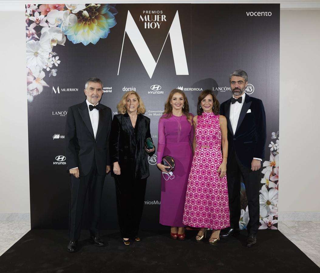 Glamour, emoción, activismo y mucho poderío: lo mejor de la gala de entrega de los Premios Mujerhoy 2021