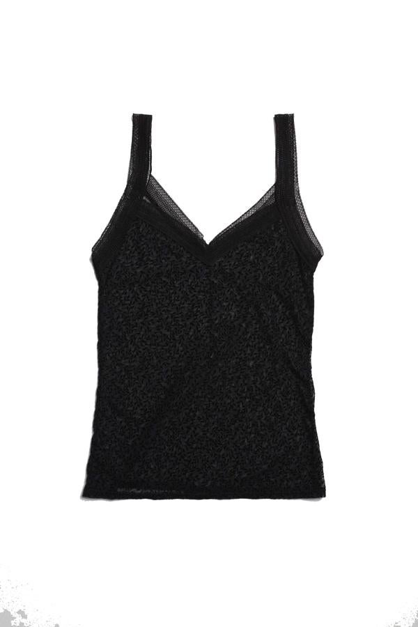 Camiseta de tirantes, de Ysabel Mora (19,95 euros).