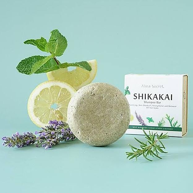 Shikakai es un tratamiento capilar muy completo
