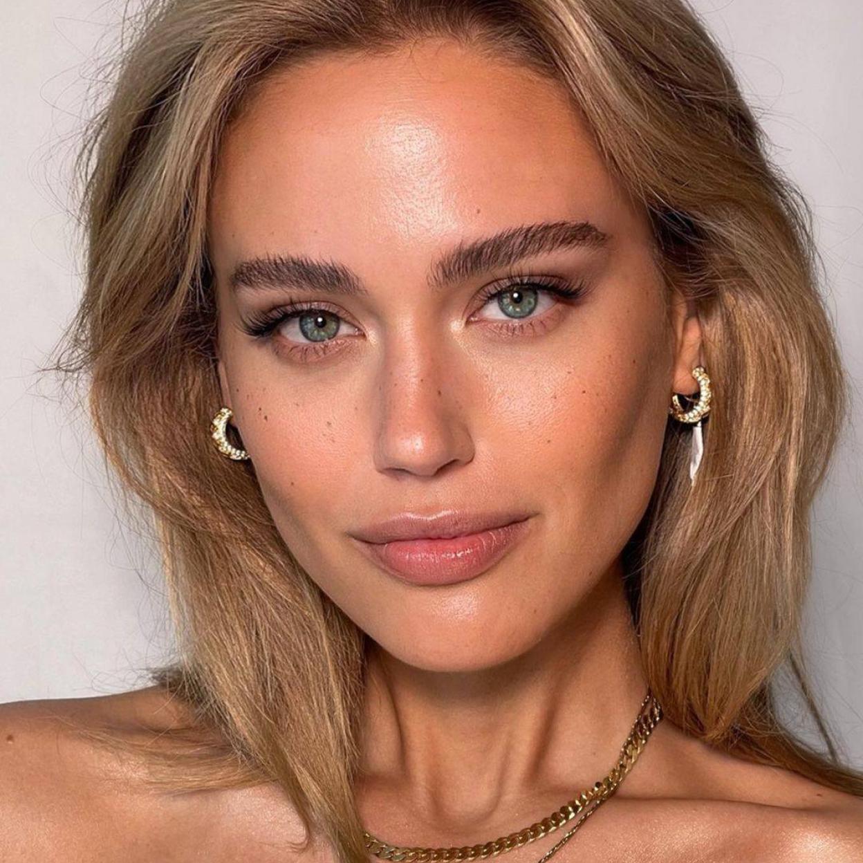 Pincha en la imagen para ver Los mejores sérums con ácido hialurónico por menos de 10 euros que serán tu imprescindible para una piel joven y perfecta