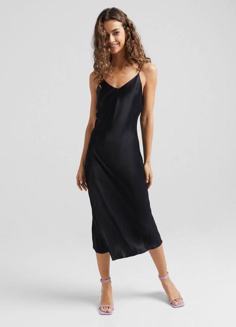 Imagen - El modelo de Bershka tiene un precio de 22,99 €