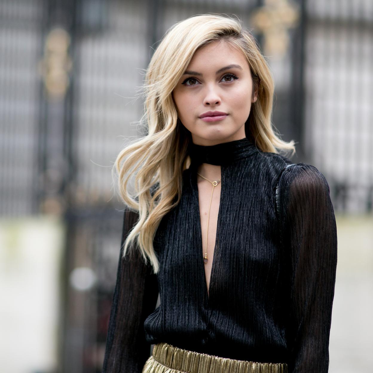 Sfera tiene las prendas perfectas para un look de fiesta con pantalones y cuestan menos de 20 euros