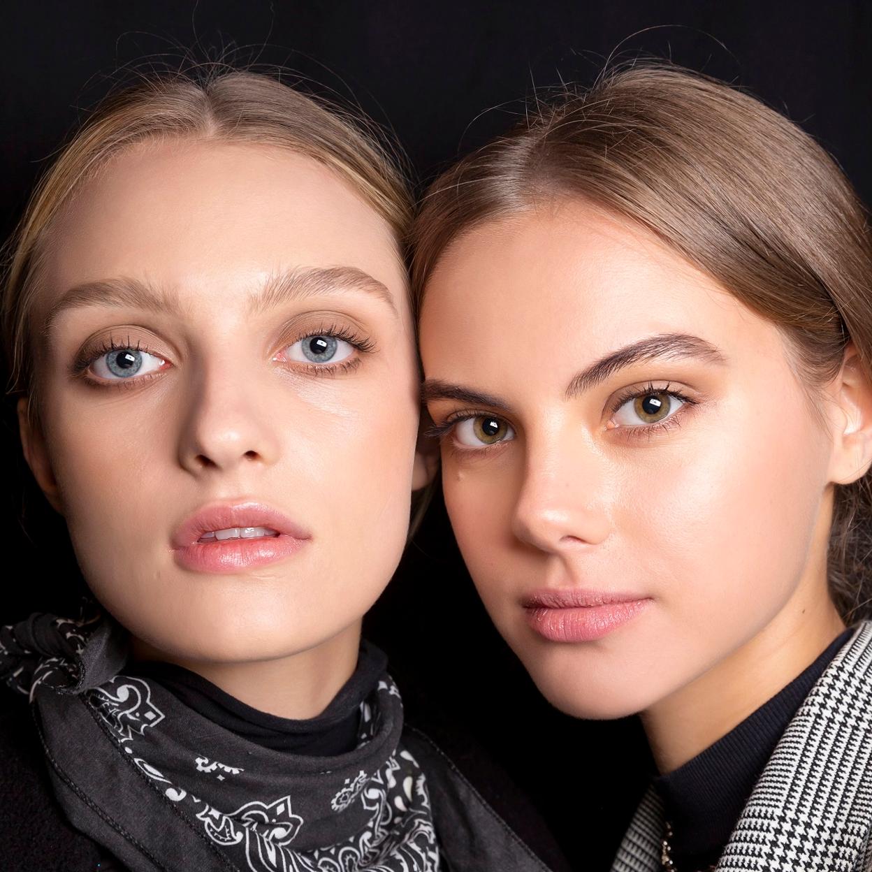 Pincha en la imagen para descubrir el manual de uso de las ampollas faciales: qué son, cómo funcionan y por qué son uno de los mejores tratamientos antiedad para la piel.