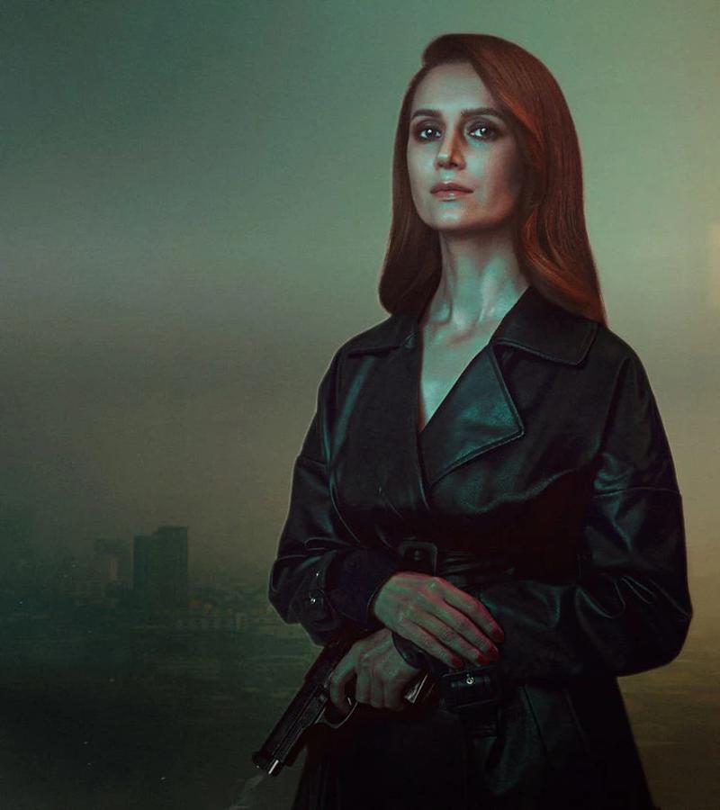 Nadia tiene solo 16 años cuando sus padres son brutalmente asesinados, llevándola a localizar y matar al hombre responsable en un acto de venganza. Tras ser detenida y condenada a 18 años de prisión, la cobertura en los medios de comunicación atrae la atención de un grupo de crimen organizado, El Sindicato, que le ofrece salir de la cárcel a cambio de sus servicios como asesina a sueldo. Ahora, 18 años después, su servidumbre ha llegado a su fin, y Nadia decide romper todos los lazos con el lado más oscuro de su vida para dedicarse plenamente a su familia. Sin embargo, sus jefes tienen otros planes.