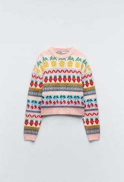 Imagen secundaria 2 - Los jerséis de frutas más dulces, divertidos y bonitos que solucionan tus looks de este invierno