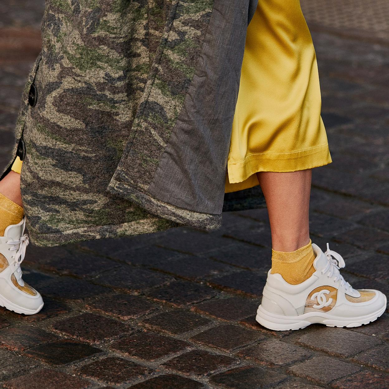 Pincha en la foto para ver las zapatillas abotinadas más cómodas con las que ir calentita y estilosa esta temporada