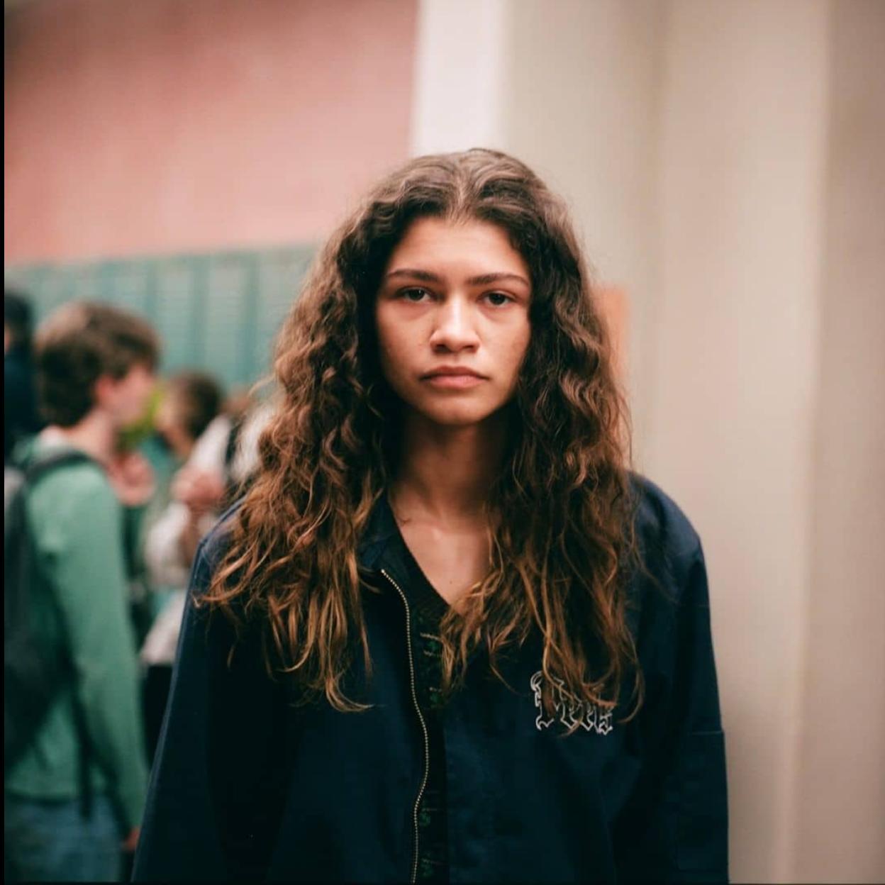 Pincha en la foto para ver los mejores estrenos de series de enero de 2022