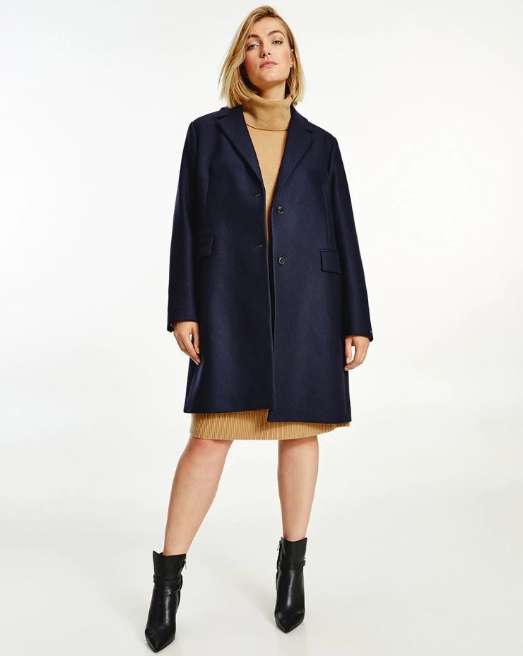 Imagen - Este abrigo de Tommy Hilfiger está arrasando en las rebajas de El Corte Inglés (155 euros).