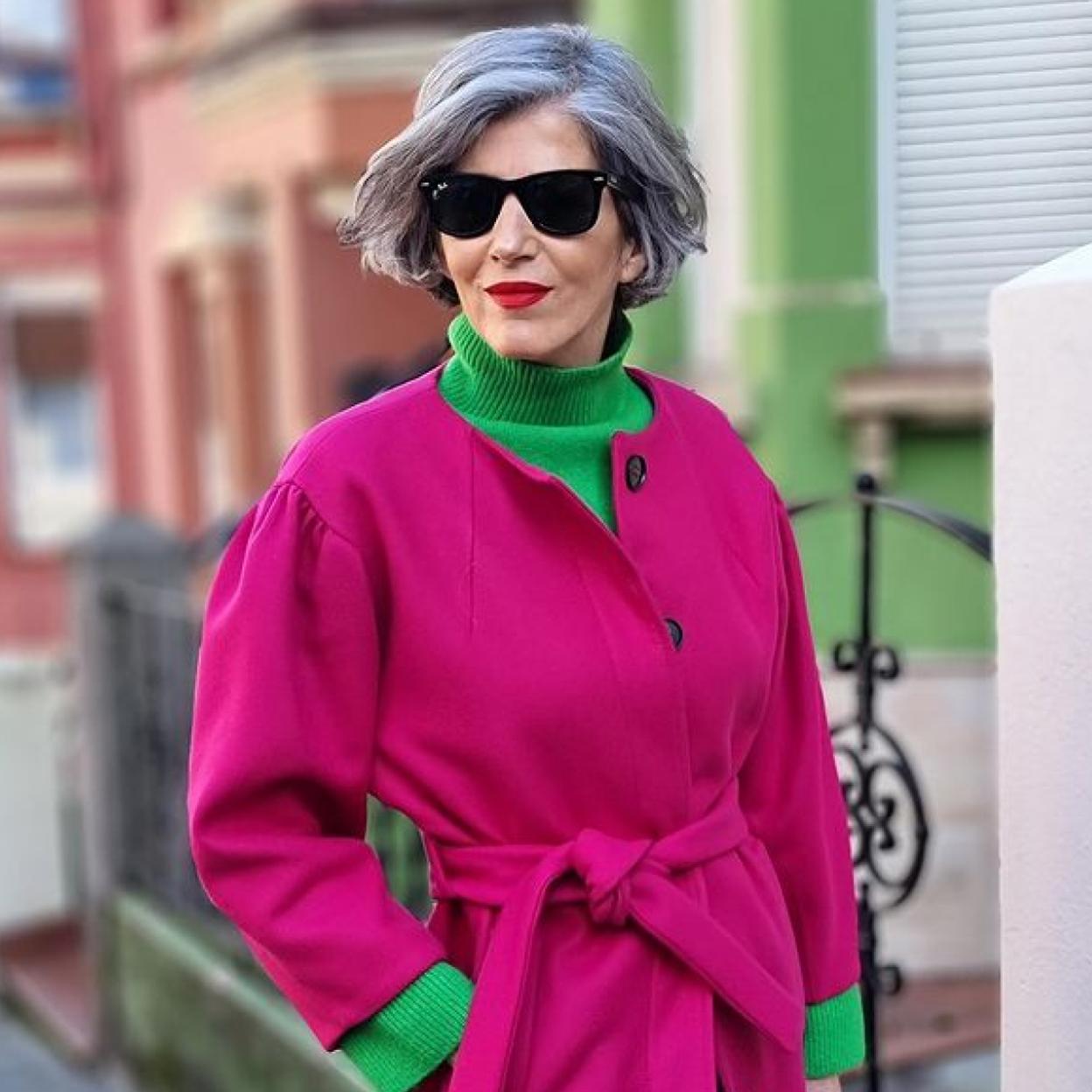 Pincha en la imagen para ver looks con la combinación de color más tendencia de la temporada: verde y rosa.