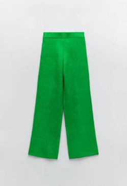 Imagen secundaria 2 - Rosa y verde, la fórmula favorita de la temporada que rejuvenece a los 50 y que puedes conseguir en Zara y H&amp;M