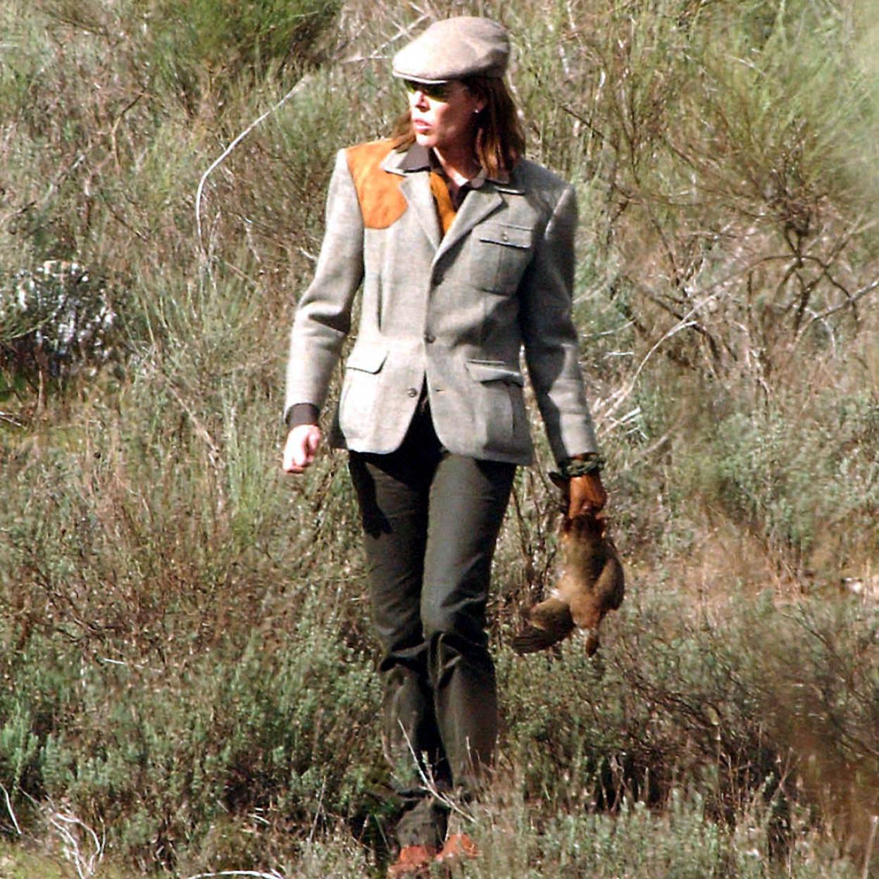 Carolina de Mónaco cazando en Extremadura en 2022.