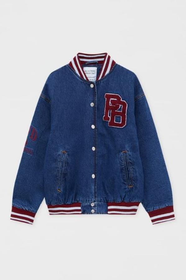 De Pull&Bear (49,99 euros).