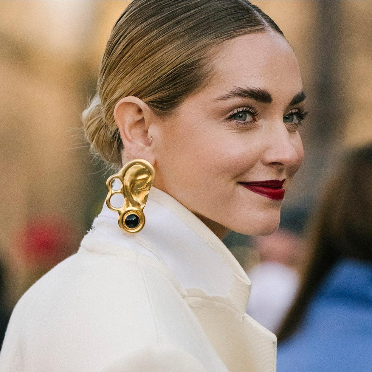 Pincha en la imagen para descubrir los mejores contornos de ojos con vitamina C, el otro gran aliado para presumir de una mirada despierta y luminosa.