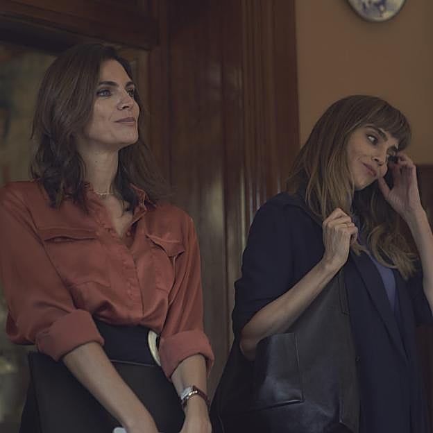 Amaia Salamanca e Irene Arcos en una imagen de Todos mienten..