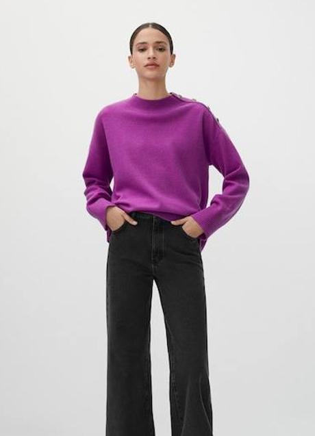 Imagen - El modelo con botones en el hombro tiene acabados acanalados