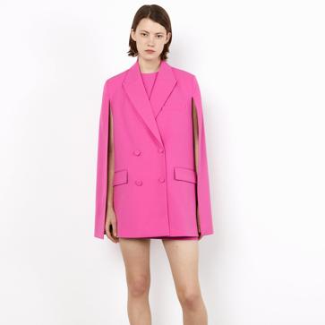 Imagen secundaria 1 - Esta americana-vestido de color rosa es una de las piezas más sofisticadas de las novedades de primavera de Zara y puede ser tuya por 79,99 euros. 