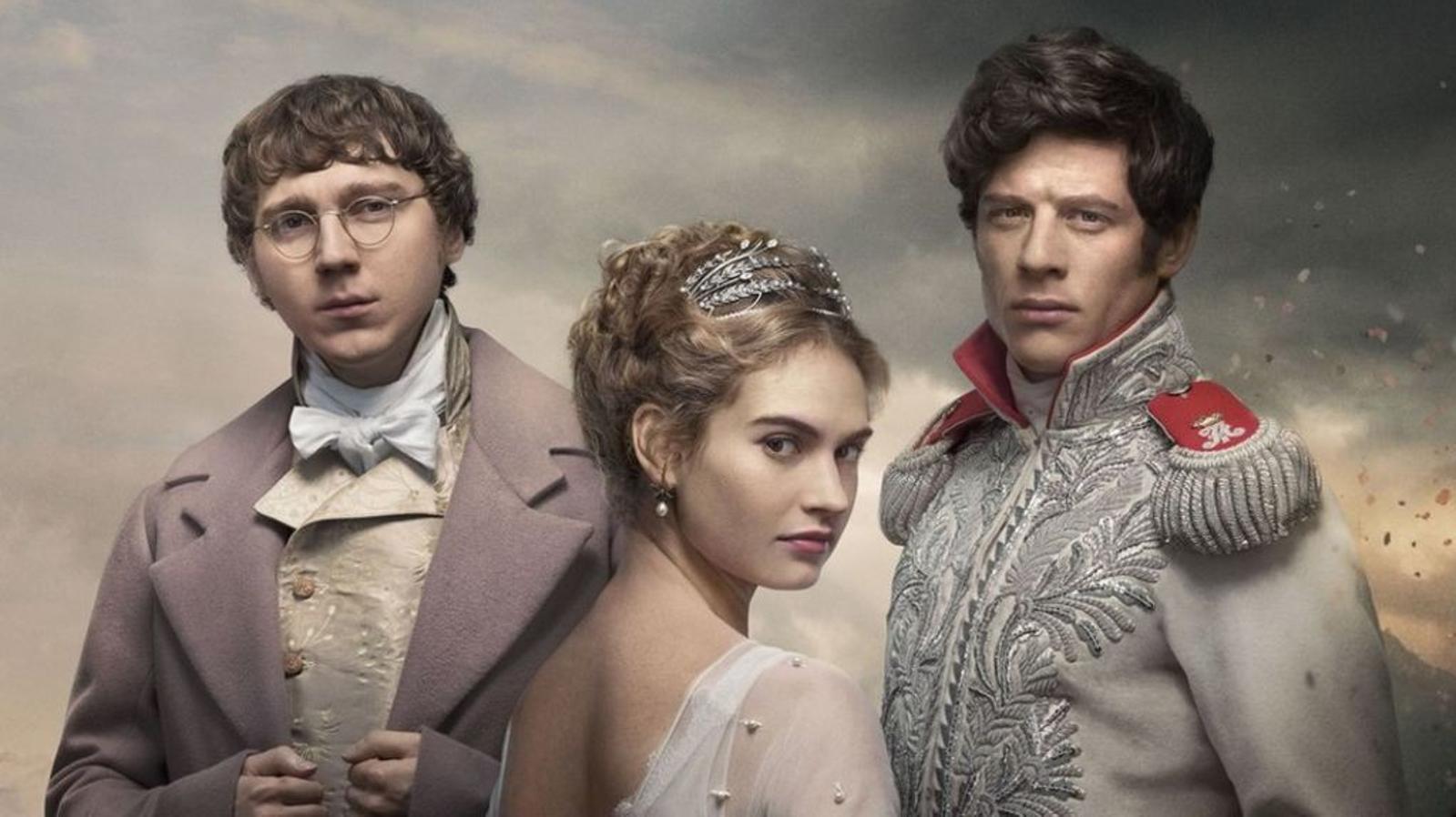 James Norton (The Nevers), Lily James (Yesterday) y Paul Dano (Fuga de Dannemora) protagonizan la adaptación de este clásico de la literatura en la que la BBC no reparó en gastos. Ambientada en el siglo XIX, narra la influencia que el avance de Napoleón tiene en tres jóvenes pertenecientes a la clase alta de San Petersburgo. Visualmente espectacular y emocionalmente arrebatadora, es tan bonita que lamentarás que solo sean seis episodios. 